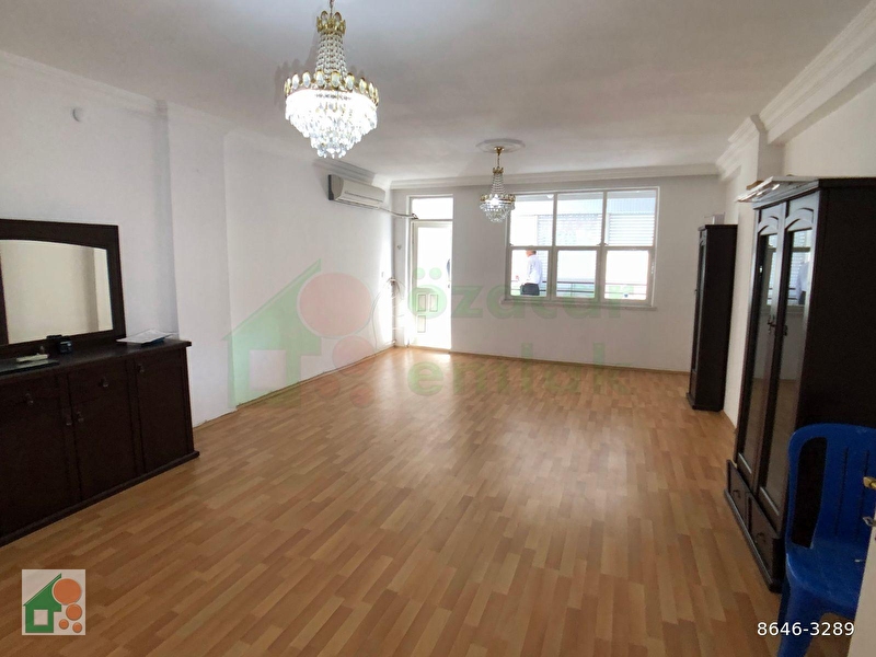 1 500 Tl Sehir Merkezinde Gulluk Cd Yakininda Kiralik Genis Daire