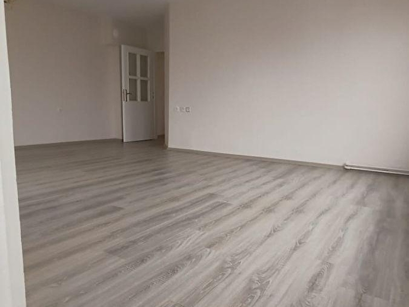 Cebeci̇ ,metro yakini ,asansörlü ,bağimsiz ,yapili ,yalitimli ,ön