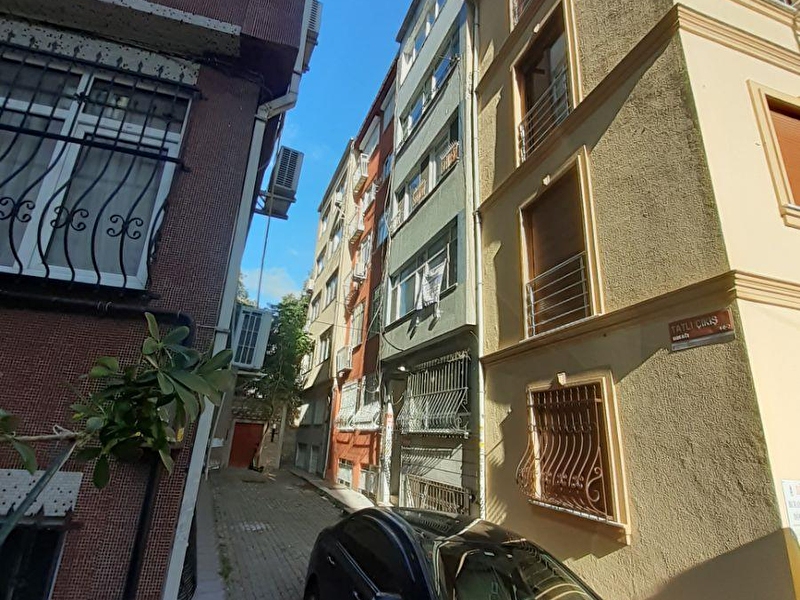 2 750 Tl Gumussuyu Alman Kons Arkasi 3 Kat1 1 70 M2