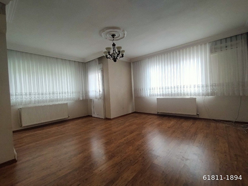İstanbul küçükçekmece cennet mahallesinde kiralık 110.m2.daire.2+1-15.000₺