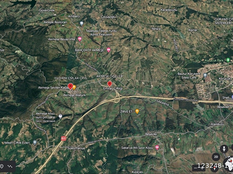 Akmeşede 6000m2 arazi̇asfalt kenari mükemmel manzara
