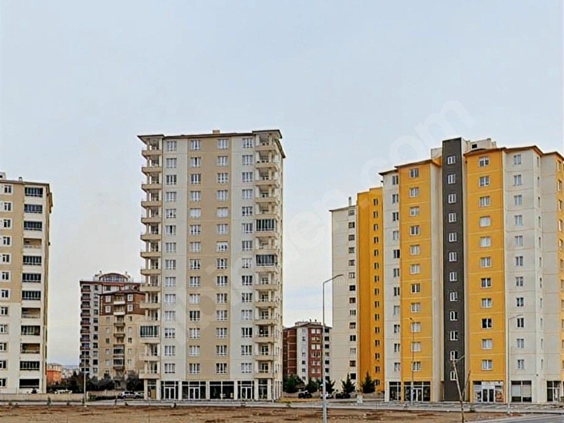 Aci̇lll satilik yakut mah de 3+1 ara kat dai̇re kisa süreli̇ği̇ne