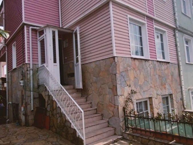 Kdz. ereğli̇ kestaneci̇ mahallesi̇nde satilik vi̇lla