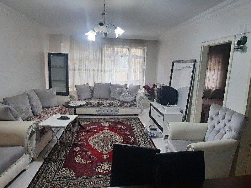 Tepebaşi cuma sk kat konumunda gi̇ri̇ş kat 3+1 satilik dai̇re
