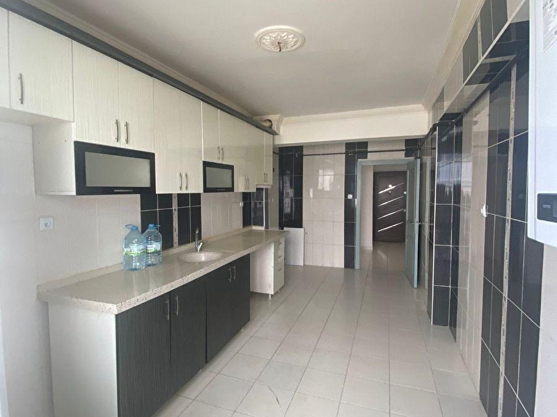 Zi̇rve'den köypark yakini orta kat 3+1 asansörlü cadde üzeri̇ satilik dai̇re
