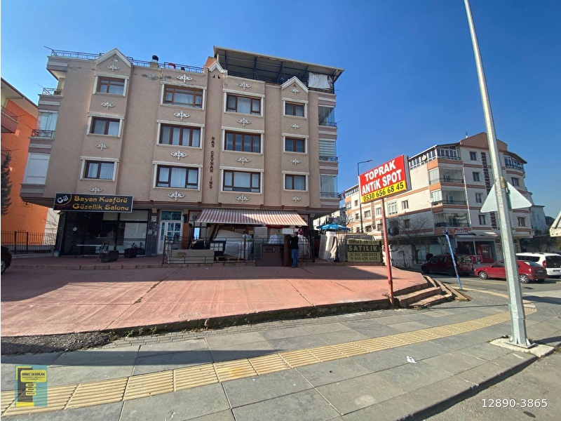 Elvan mah kürşat caddesi̇nde satilik köşe başi 160 m2 dükkan