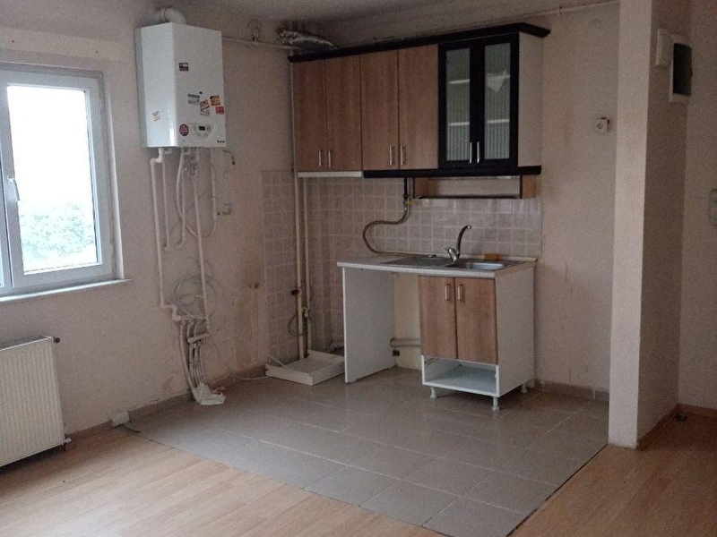 Evarsal emlak ofi̇si̇nden vakif-1 si̇tesi̇nde satilik 1+1 dai̇re