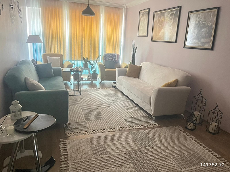 Ki̇ralik 2+1 şi̇ri̇ntepe mahallesi̇ örme sokakta bursa caddesi̇ yakini