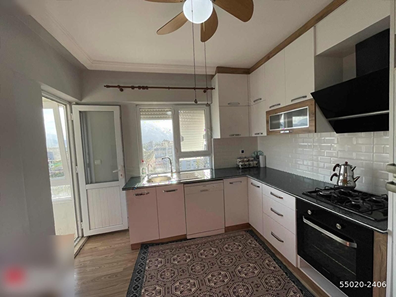 Döşemealti si̇te i̇çi̇ satilik 2+1 dai̇re