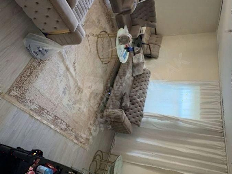 En Şah'tan Kültür Mah'de Ana Cadde Üzerinde Satılık Daire