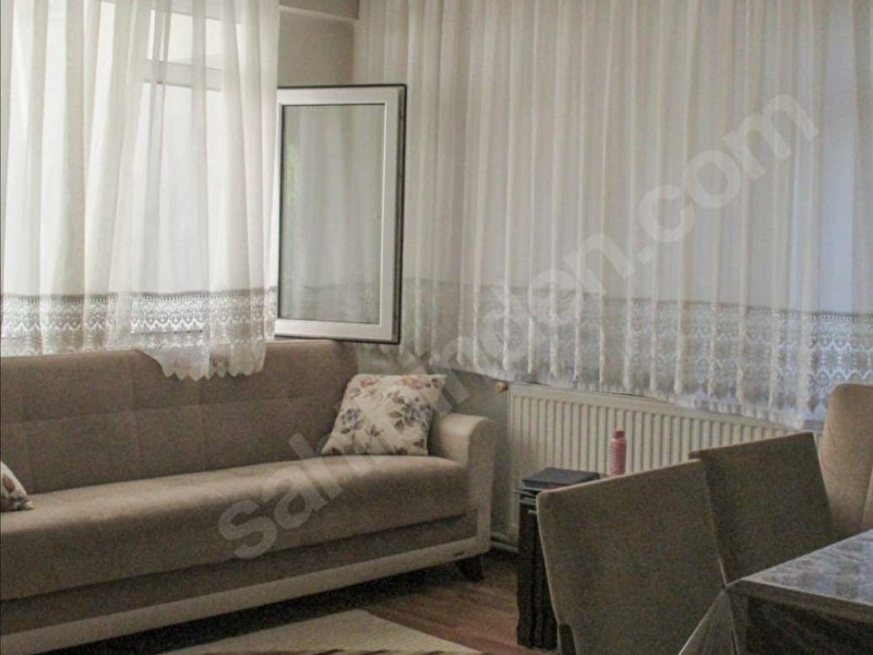1 600 Tl Esenler Metin Emlak Kiralik 31 Daire 1 Kat 100 M2 Kombili