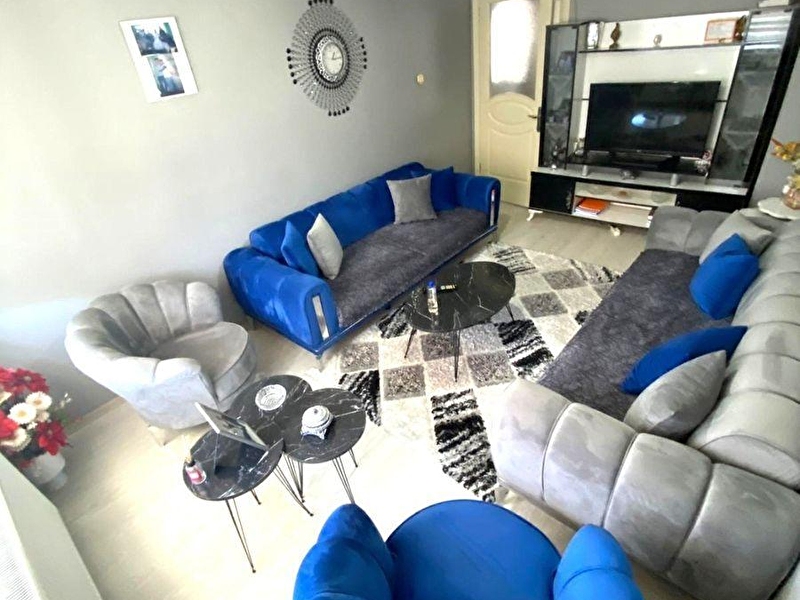 Gülşah gayri̇menkulden sunullah mah 3+1 tri̇pleks satilik dai̇re