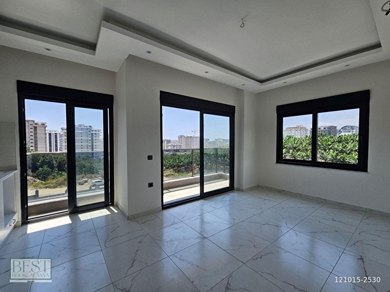 New apartment 1+1 in mahmutlar 900m to the sea