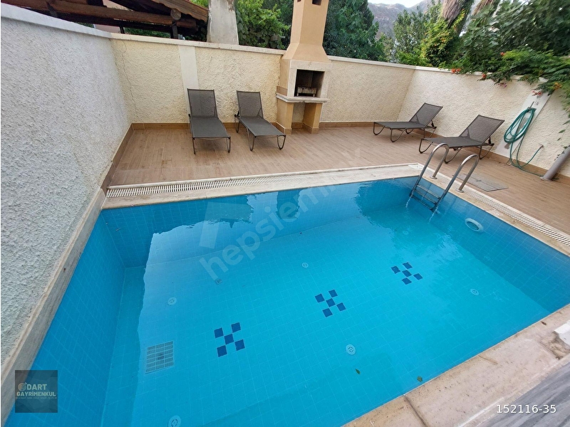 Günlük Kiralık 4 Odalı Villa Muğla Marmaris Gölenye Mahallesi 8 Kişi Kapasiteli