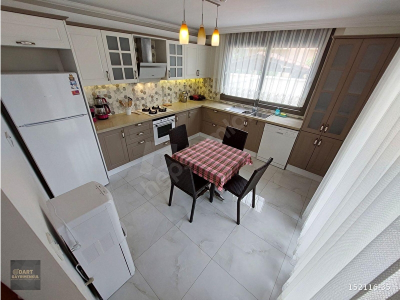 Günlük Kiralık 4 Odalı Villa Muğla Marmaris Gölenye Mahallesi 8 Kişi Kapasiteli