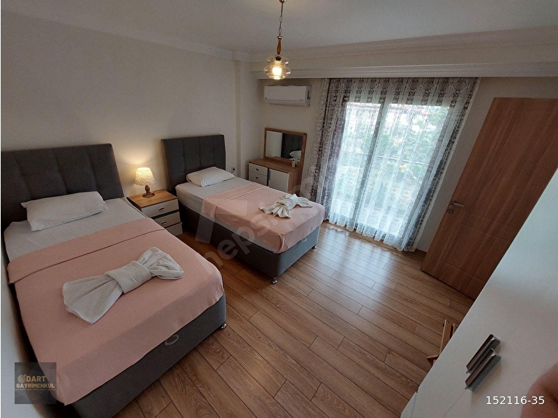 Günlük Kiralık 4 Odalı Villa Muğla Marmaris Gölenye Mahallesi 8 Kişi Kapasiteli