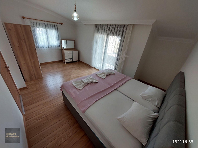 Günlük Kiralık 4 Odalı Villa Muğla Marmaris Gölenye Mahallesi 8 Kişi Kapasiteli