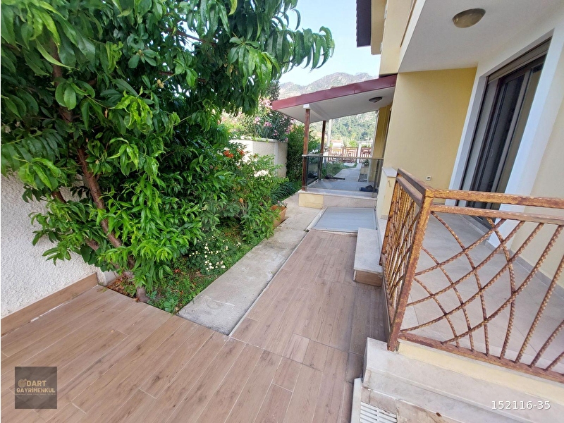 Günlük Kiralık 4 Odalı Villa Muğla Marmaris Gölenye Mahallesi 8 Kişi Kapasiteli