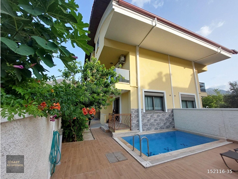 Günlük Kiralık 4 Odalı Villa Muğla Marmaris Gölenye Mahallesi 8 Kişi Kapasiteli