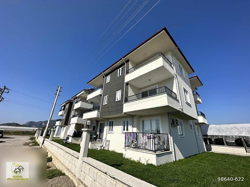 Ortaca karaburun da 130 m2 3+1 havuzlu eşyalı satılık daire.