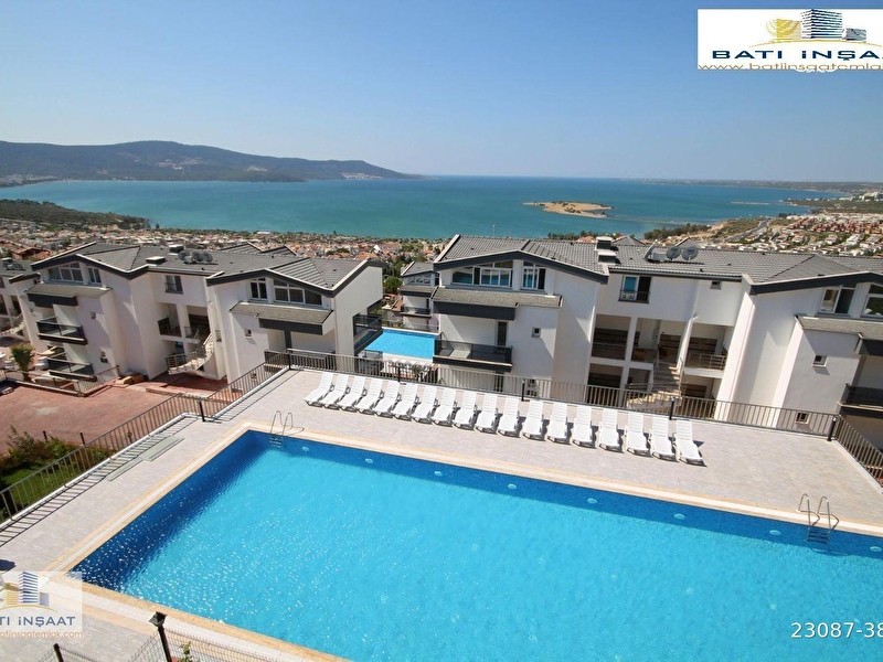 385 000 Tl Bati Insaattan Akbukte Sitede Havuzlu 2 1 Bahce Dublex 385 000