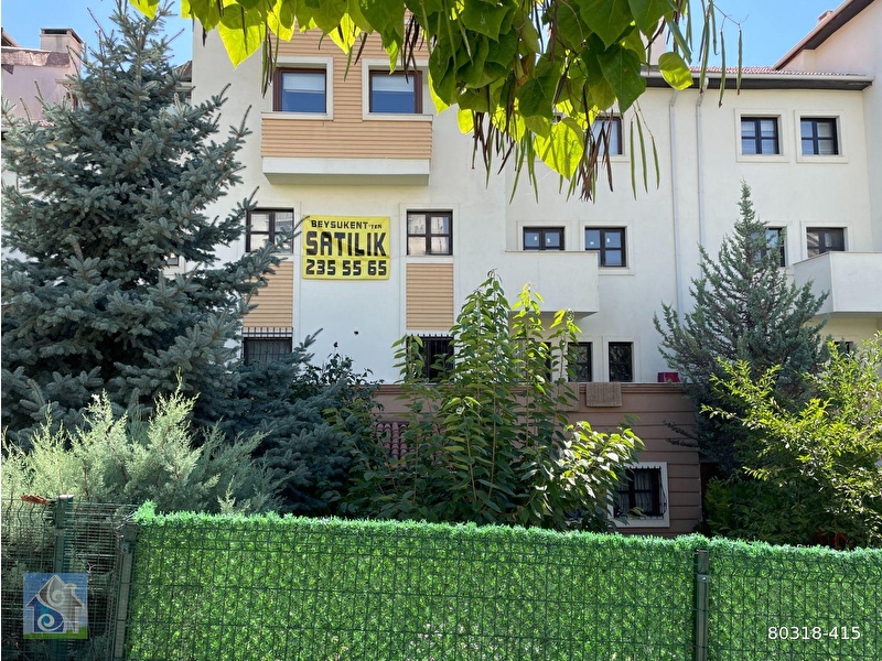 Aci̇l satilik angora da siraevlerde arakat na tamam 4+1  dai̇re