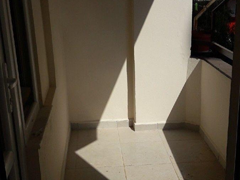 Satılık daire antalya denize hastaneye . tıranvay. dudaklara. yürüme mesafesi uzaklıklığında.