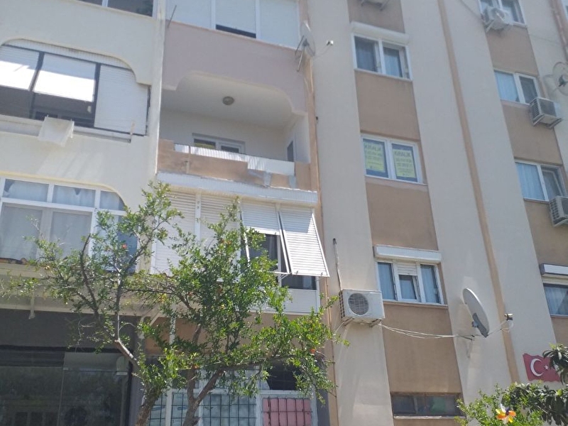 Evka 2 de 2+1 ara kat bakimli doğal gazli manzarali 13 bi̇n
