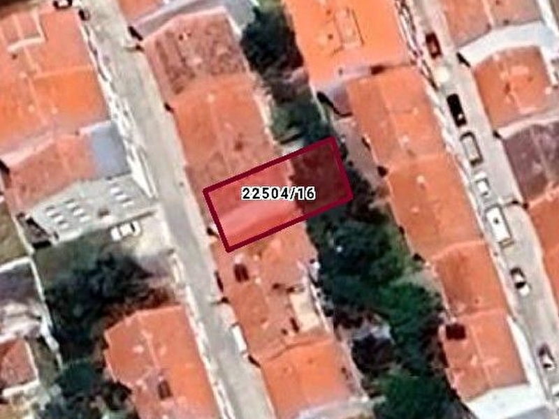 Sevgi̇m'den orhangazi̇ mahallesi̇'nde satilik 194 mt2 arsa