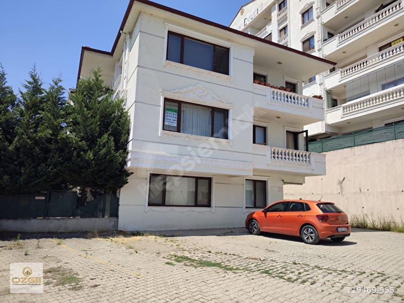 Özge Yapı Gayrimenkul'den Konuralp Prusias Evleri 3+1 135 M2 Daire