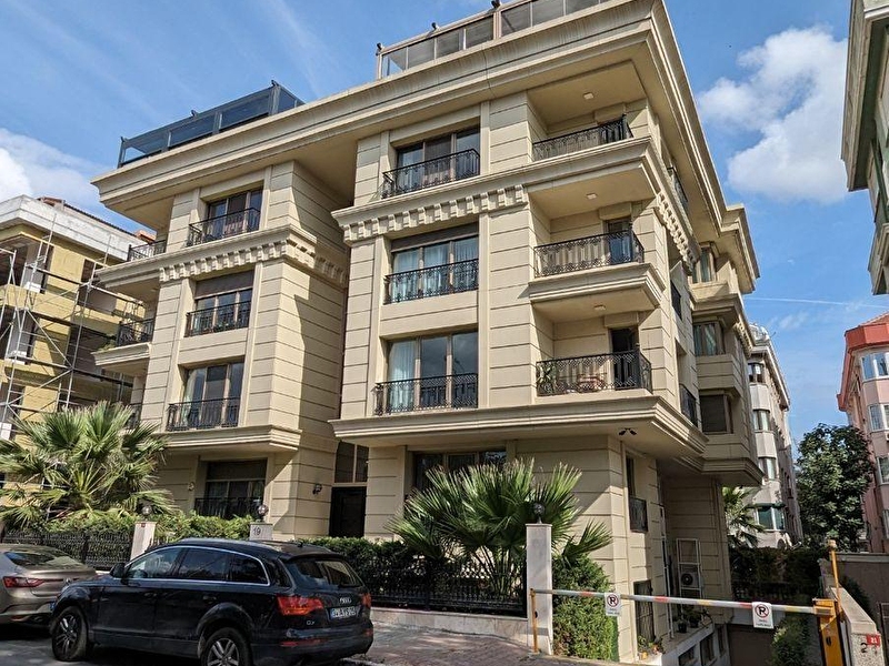 Yeşi̇lyurt'da satilik 3+1 dai̇re