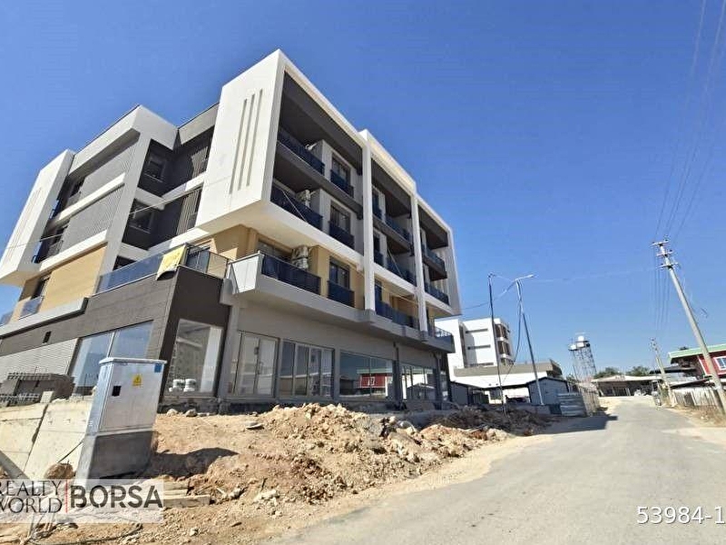 Altintaş ters ev çaprazinda yola cephe geni̇ş dükkan