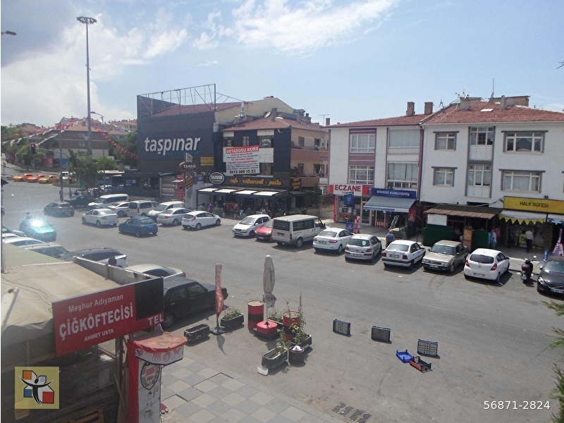 3+1 1.kat merkezi̇ konumda ön cephe satilik dai̇re