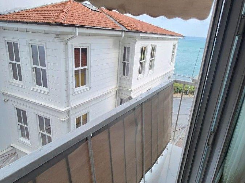 Sarıyer merkezde 2+1 satılık ultra lüks daire