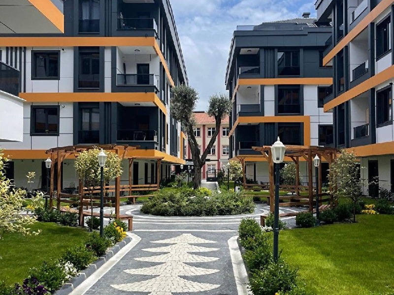 Beylikdüzü kavaklı merkezde full eşyalı ultra lüks 2+1 kiralık daire çok temiz site içerisinde