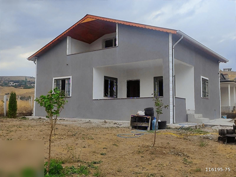 Pursaklar abadan da satilik evli̇ 500 m2 arsa