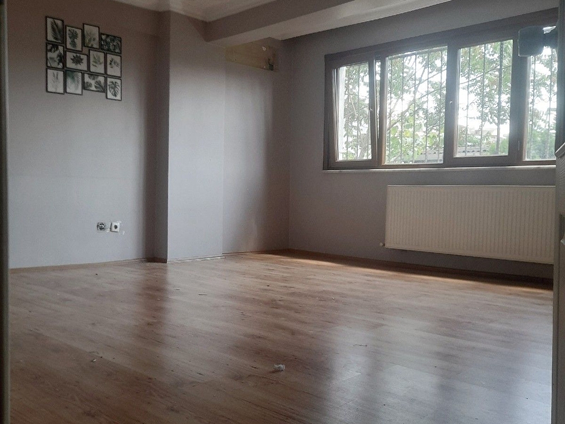Gültepe'de 2+1 bahceli̇ ki̇ralik dai̇re