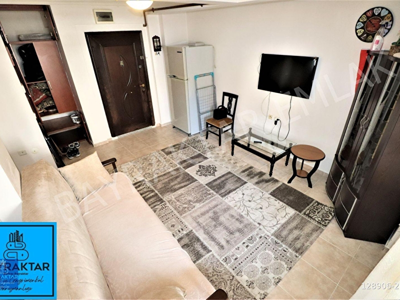 Bandırma sunullah'ta abonelikleri açık eşyalı kiralık 2+1 cadde üzerinde daire