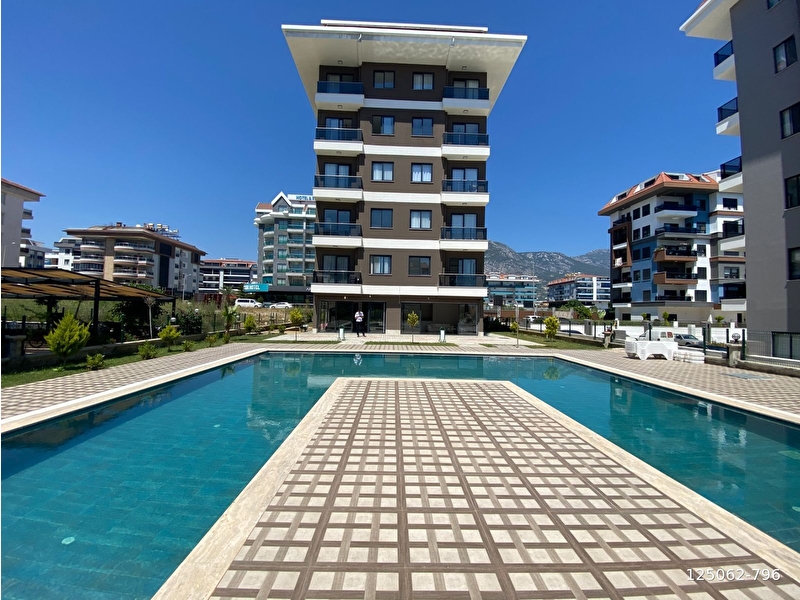 Alanya kestel'de yeni̇ yapi full akti̇vi̇teli̇ satilik 1+1 dai̇re