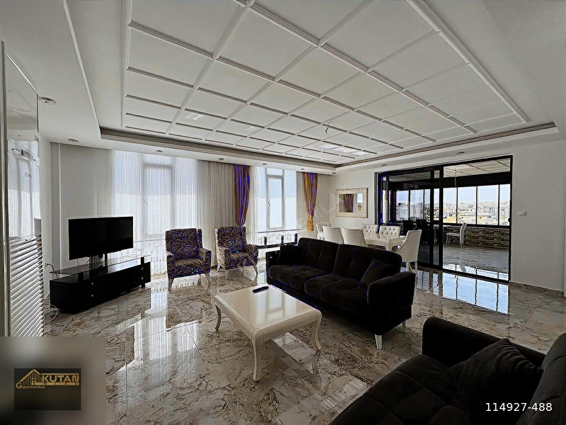 Fati̇h sultanda eşyali 3+1 lüks dai̇re güzel konumda