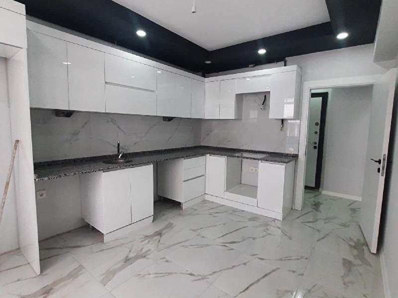 Batikent mahallesi̇ satilik 2+1 dai̇re