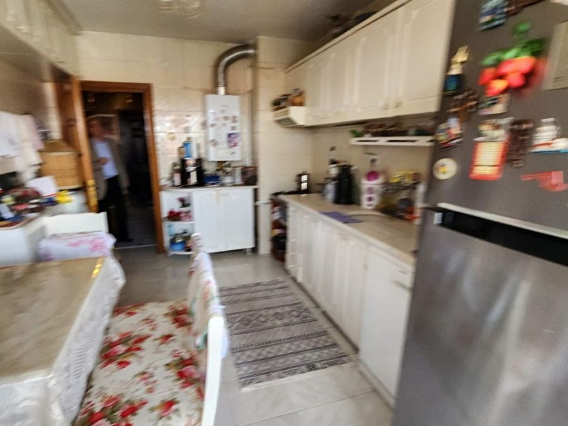 Mete``den poli̇s evi̇ haki̇m evi̇ yakini 5+2 manzarali en i̇yi̇ lokasyonda