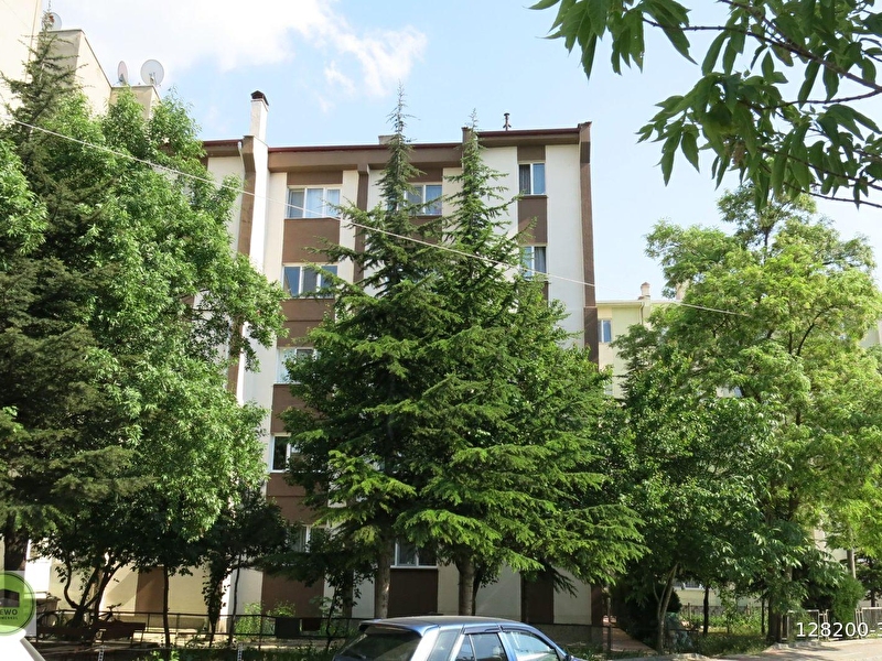 Buewo'dan / çankaya / göçmen evlerinde / 2+1 / yenilenmiş ara kat daire