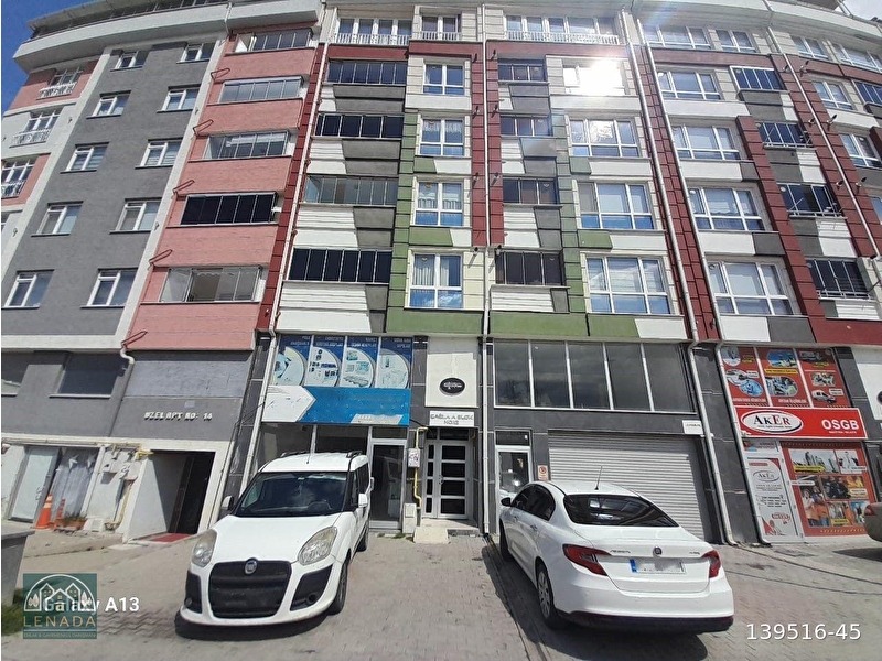 Lenada emlak'tan çarşi merkezde 200m2 satilik i̇şyeri̇