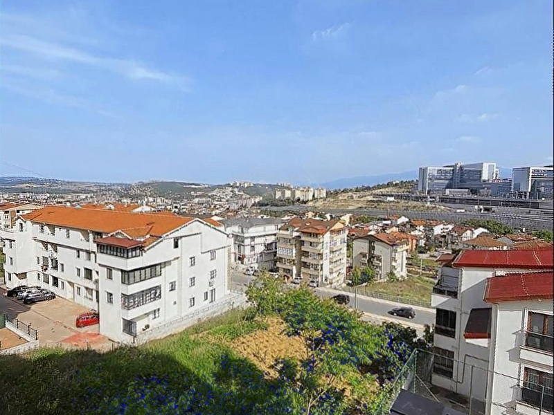 Kocaeli̇ yeşi̇lova boğazova cad 3+1 bahçe dubleks satilik dai̇re