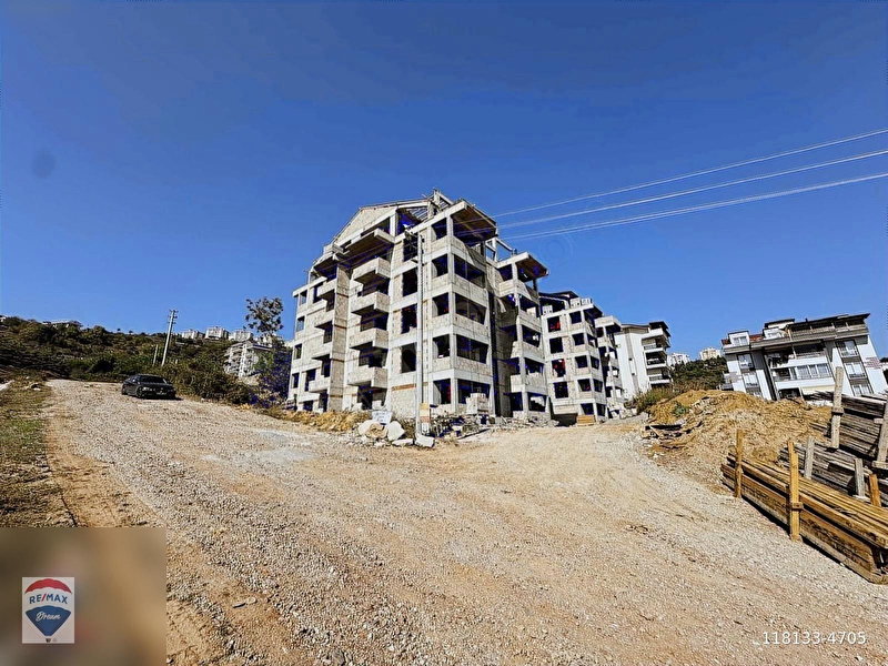 Remax dreamden i̇zmi̇t gündoğdu mah satilik 2+1 dai̇re