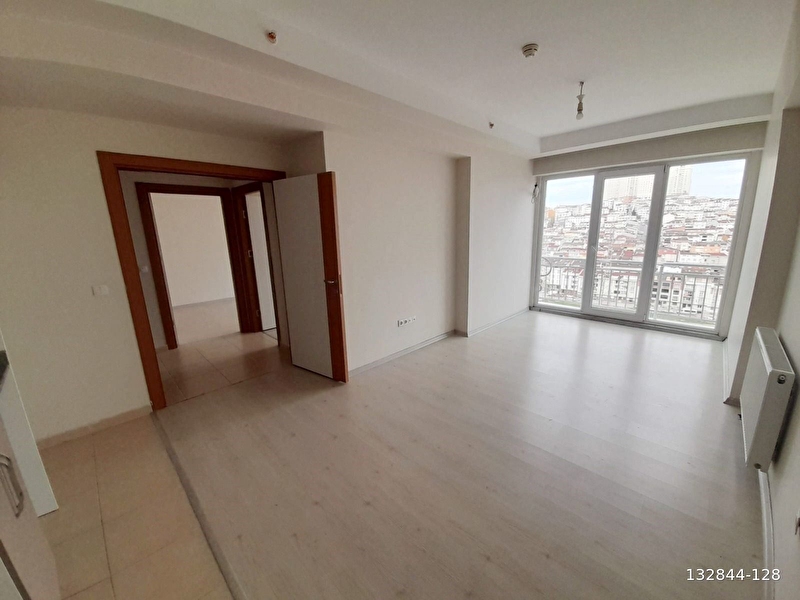 Esenyurt gümüş life sitesinde 2+1 satılık daire