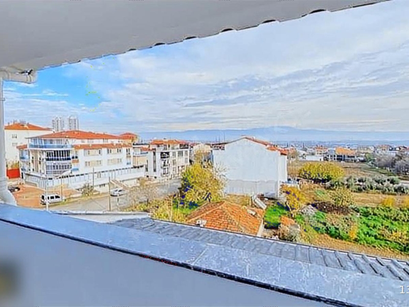 Rei̇s yapidan şemi̇klerde son dai̇re! uygun fyat! 2+1 115m2 terasli