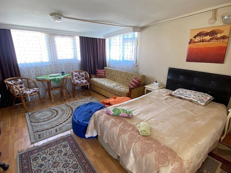 Fatih kocamustafapaşa cd.büyük stüdyo eşyalı 1+0 deniz manzaralı kuğu emlaktan kiralık daire