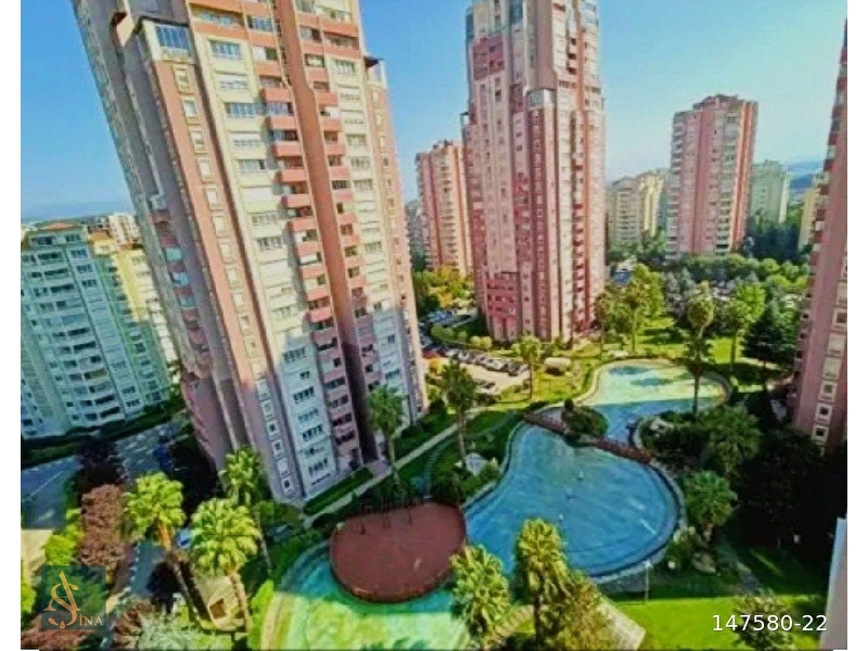 Bursa yasemi̇n parkta ara kat 3+1 ki̇ralik lüks dai̇re